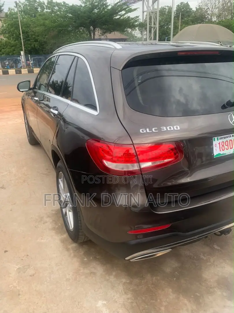 Mercedes-Benz GLC-Class 2018 Brown