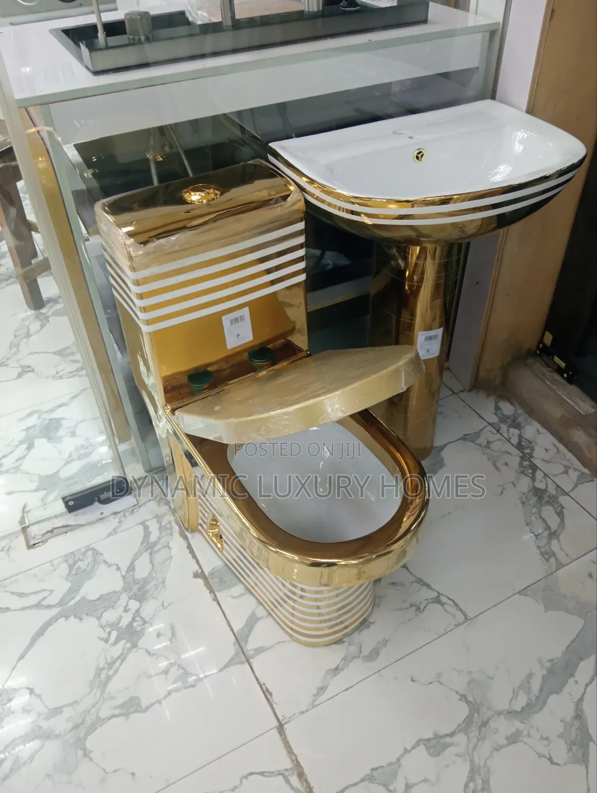 Gold With White Line Design Wc
