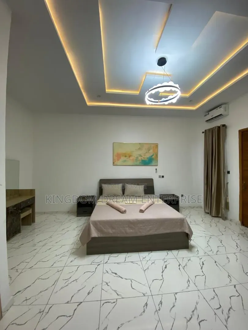 4bdrm Duplex in Ikota Lekki Lagos for rent