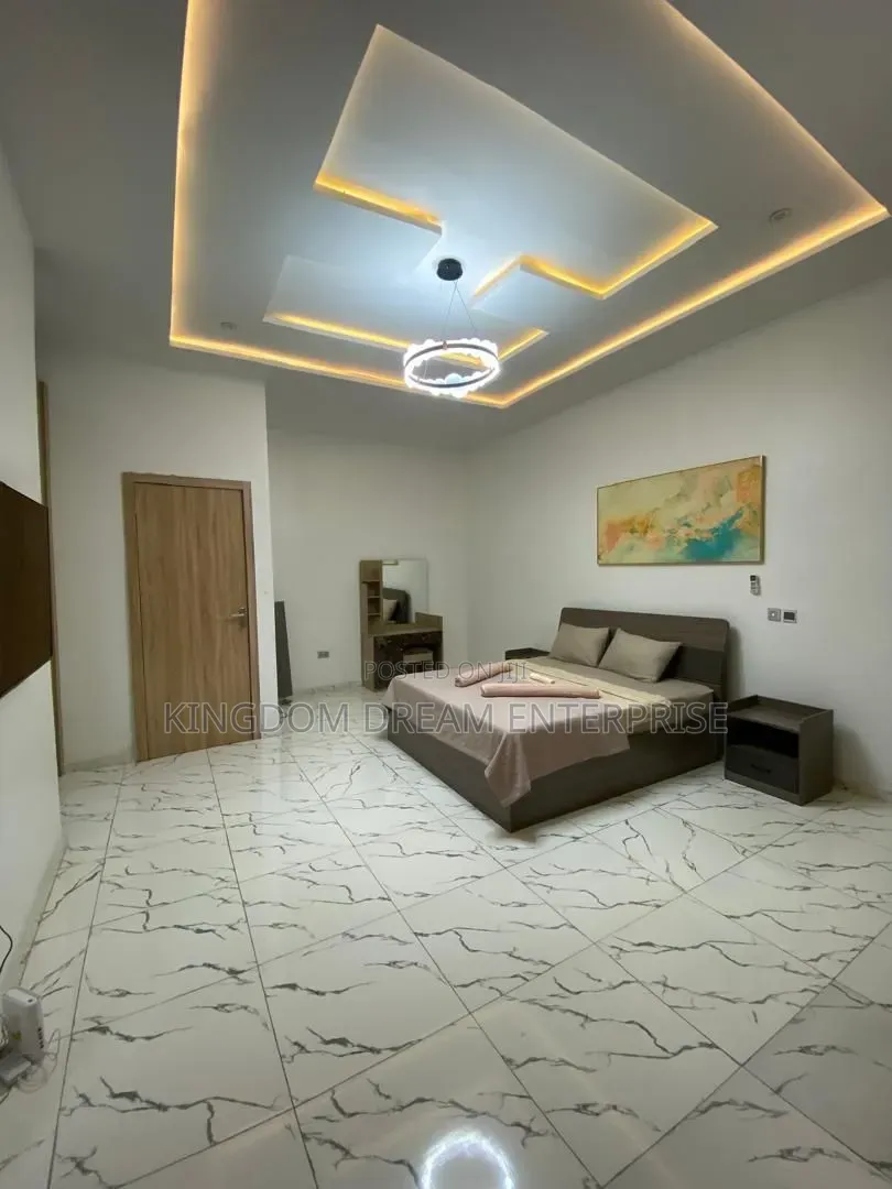 4bdrm Duplex in Ikota Lekki Lagos for rent