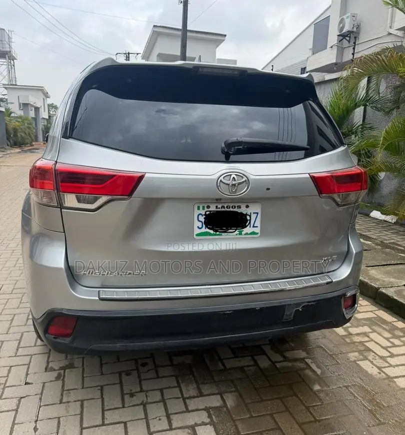 Toyota Highlander 2017 Gray