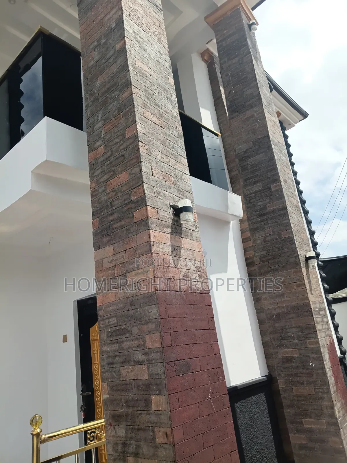 Furnished Mini Flat in Egan for rent