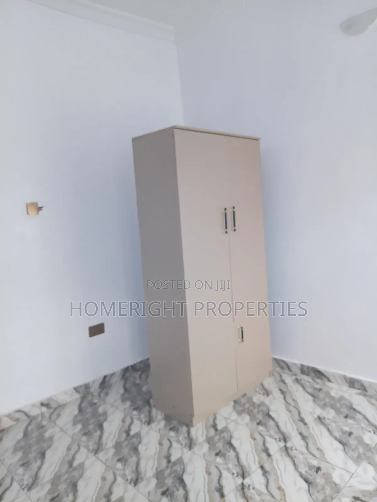 Furnished Mini Flat in Egan for rent