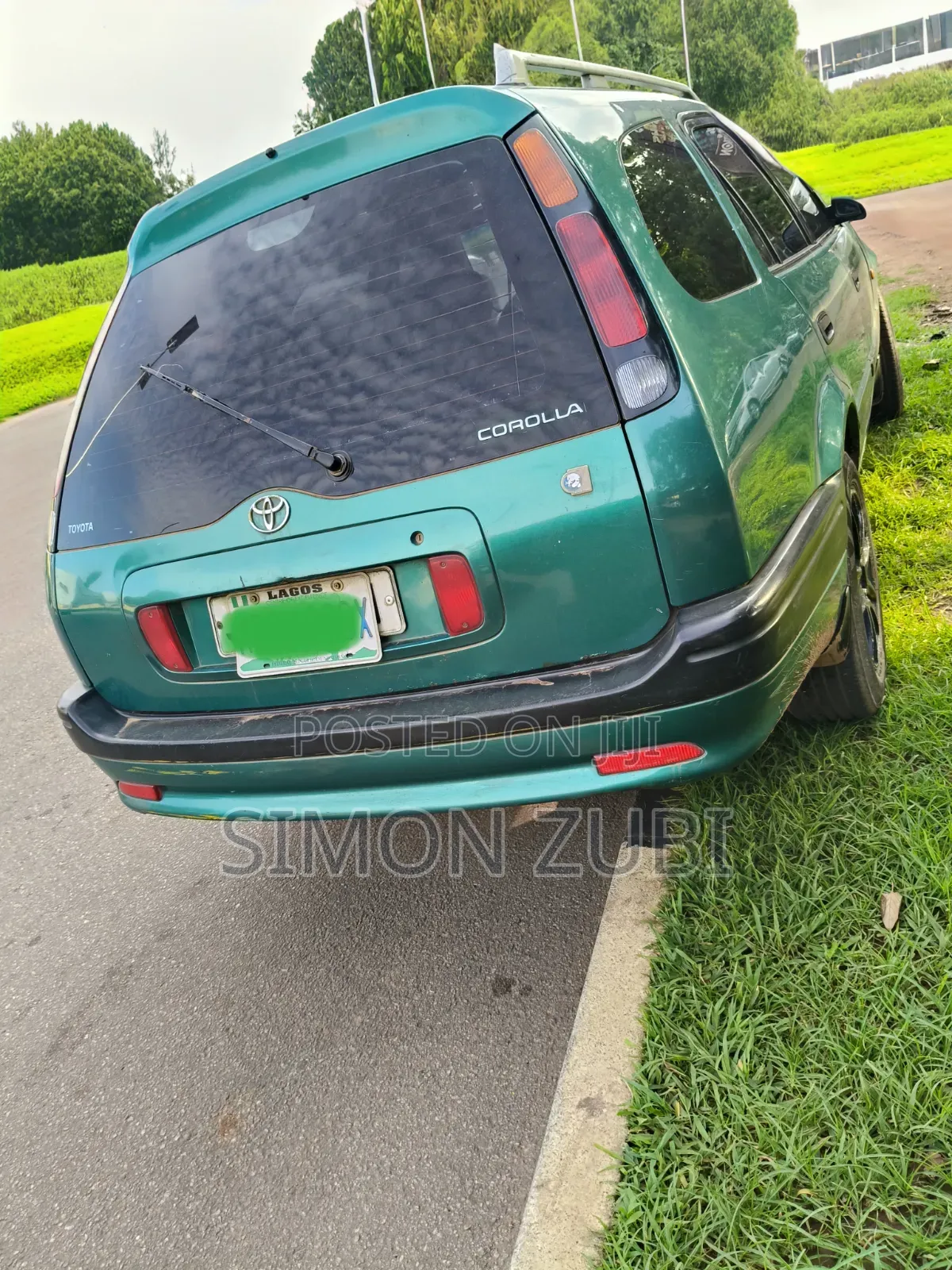 Toyota Corolla 1990 Green