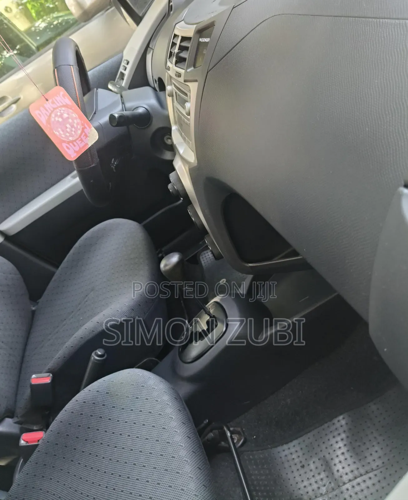 Toyota Yaris 2010 Black
