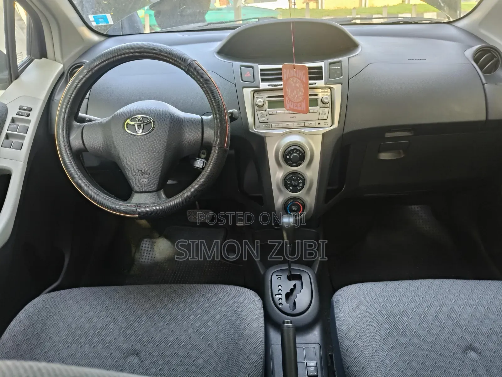 Toyota Yaris 2010 Black