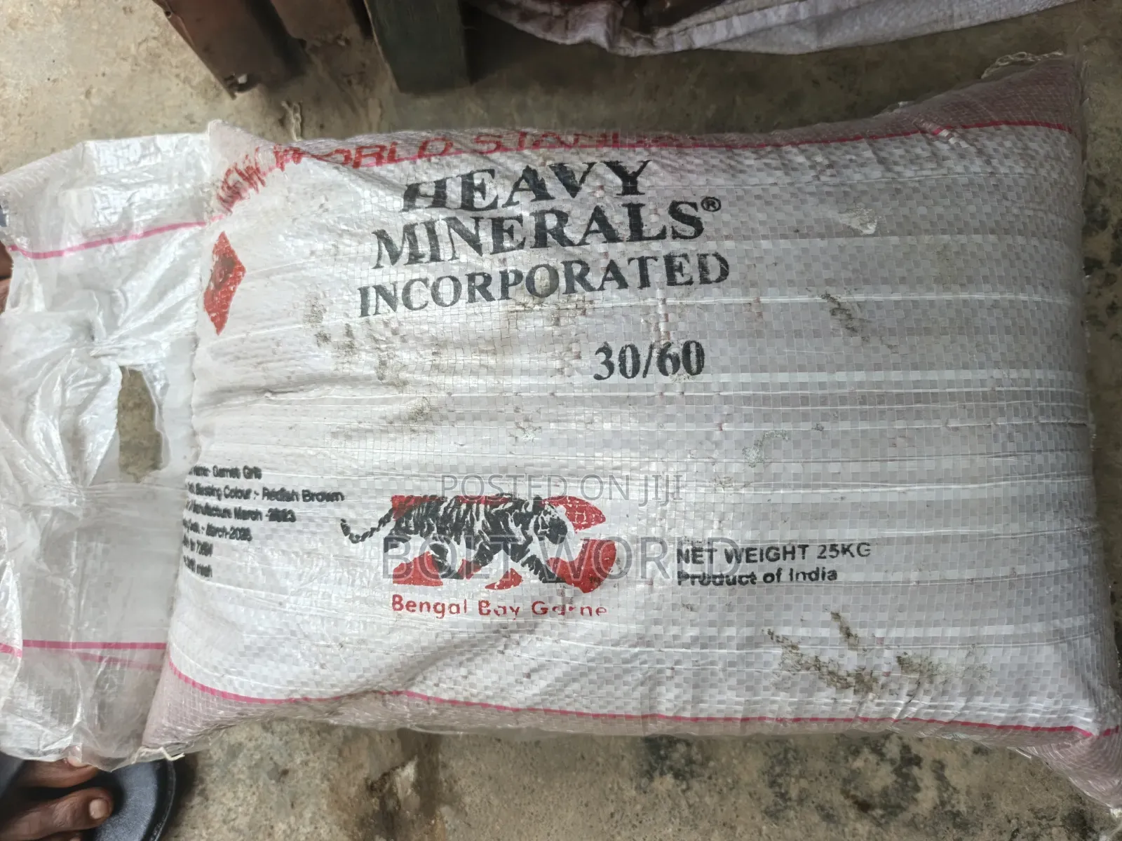 Heavy Mineral Incorporated 25kg(Anti Skid Sand)