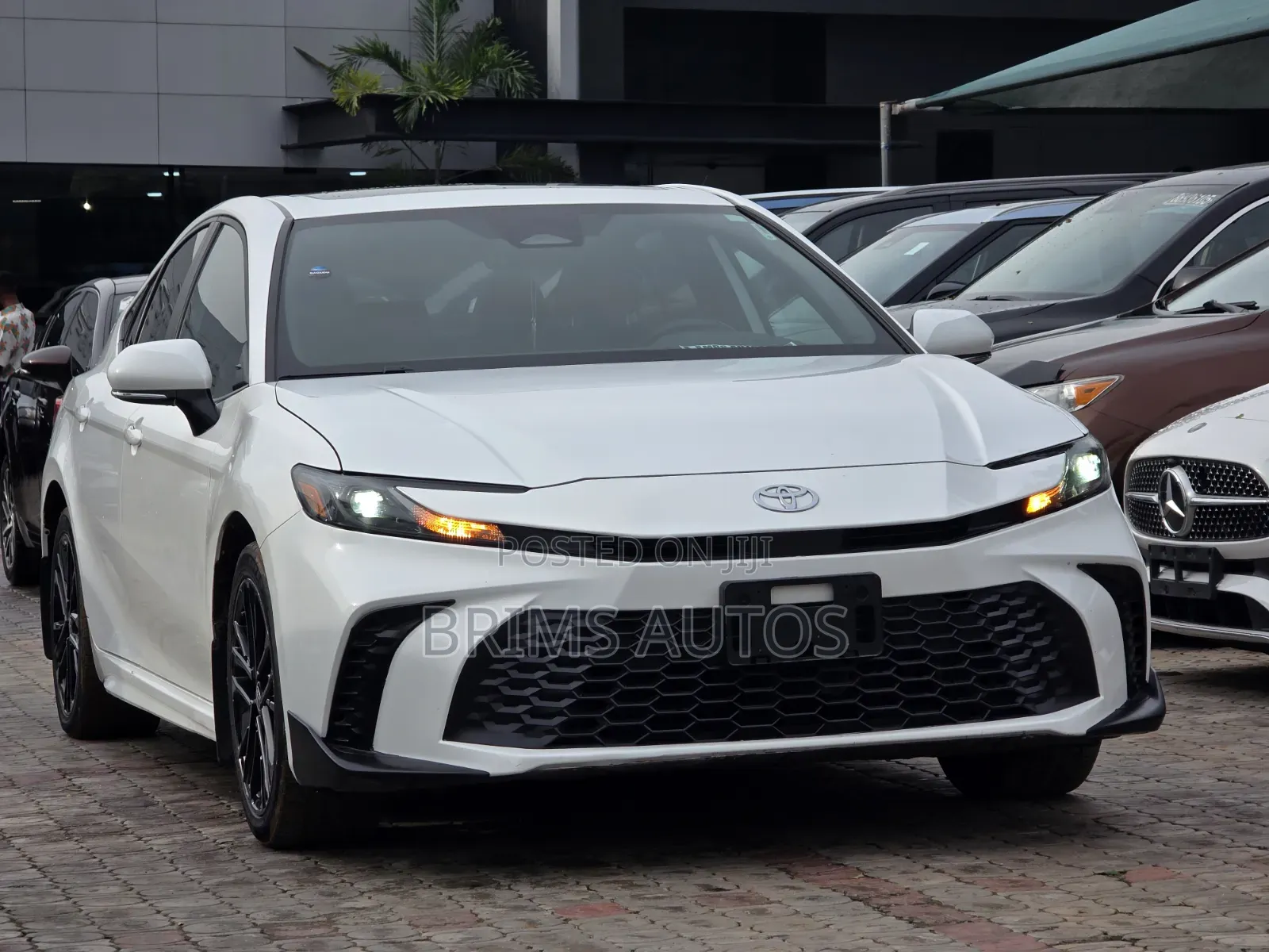 Toyota Camry 2024 White