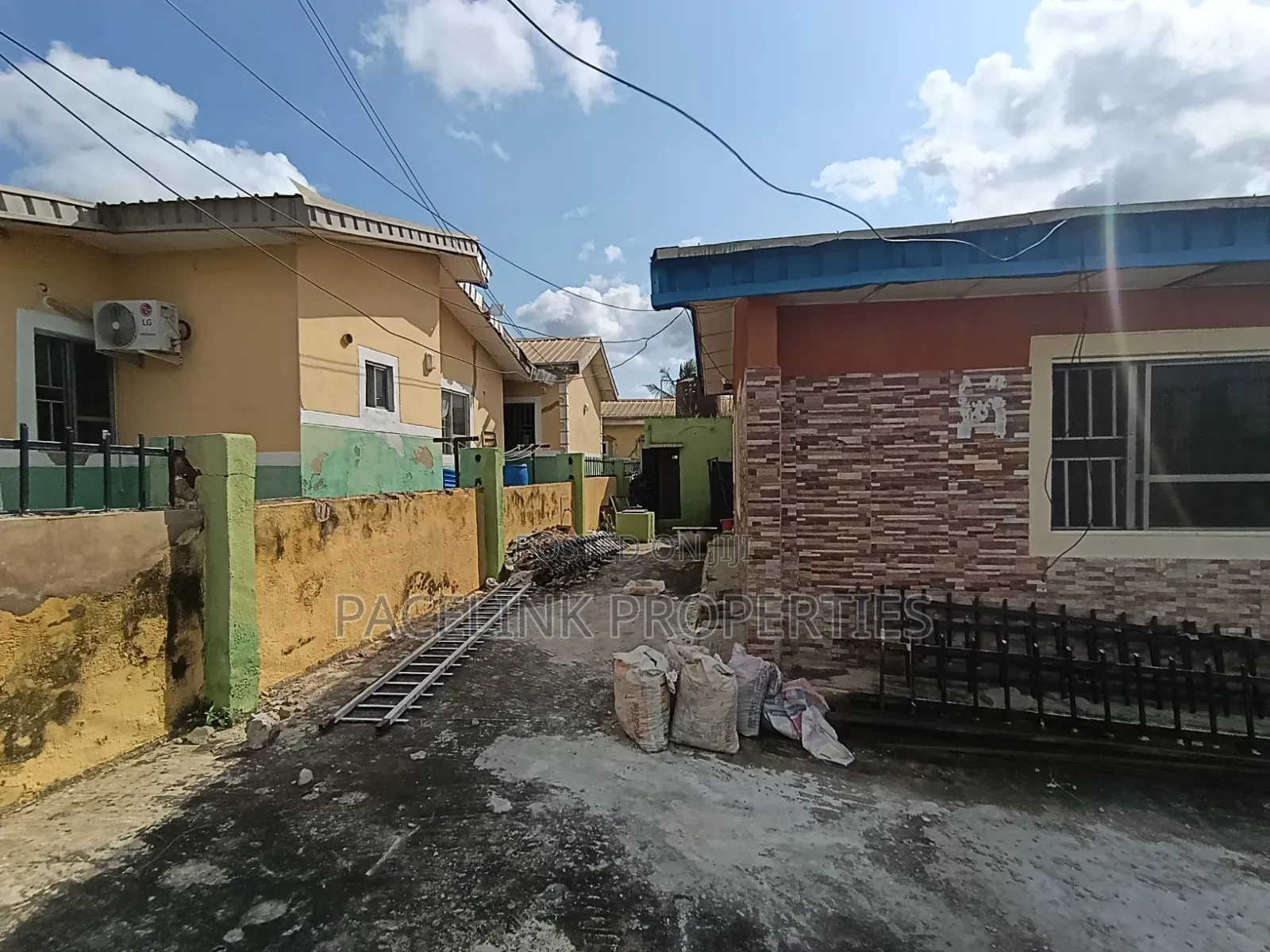 Furnished Mini Flat in Diamond Estate, Igando / Ikotun/Igando for rent