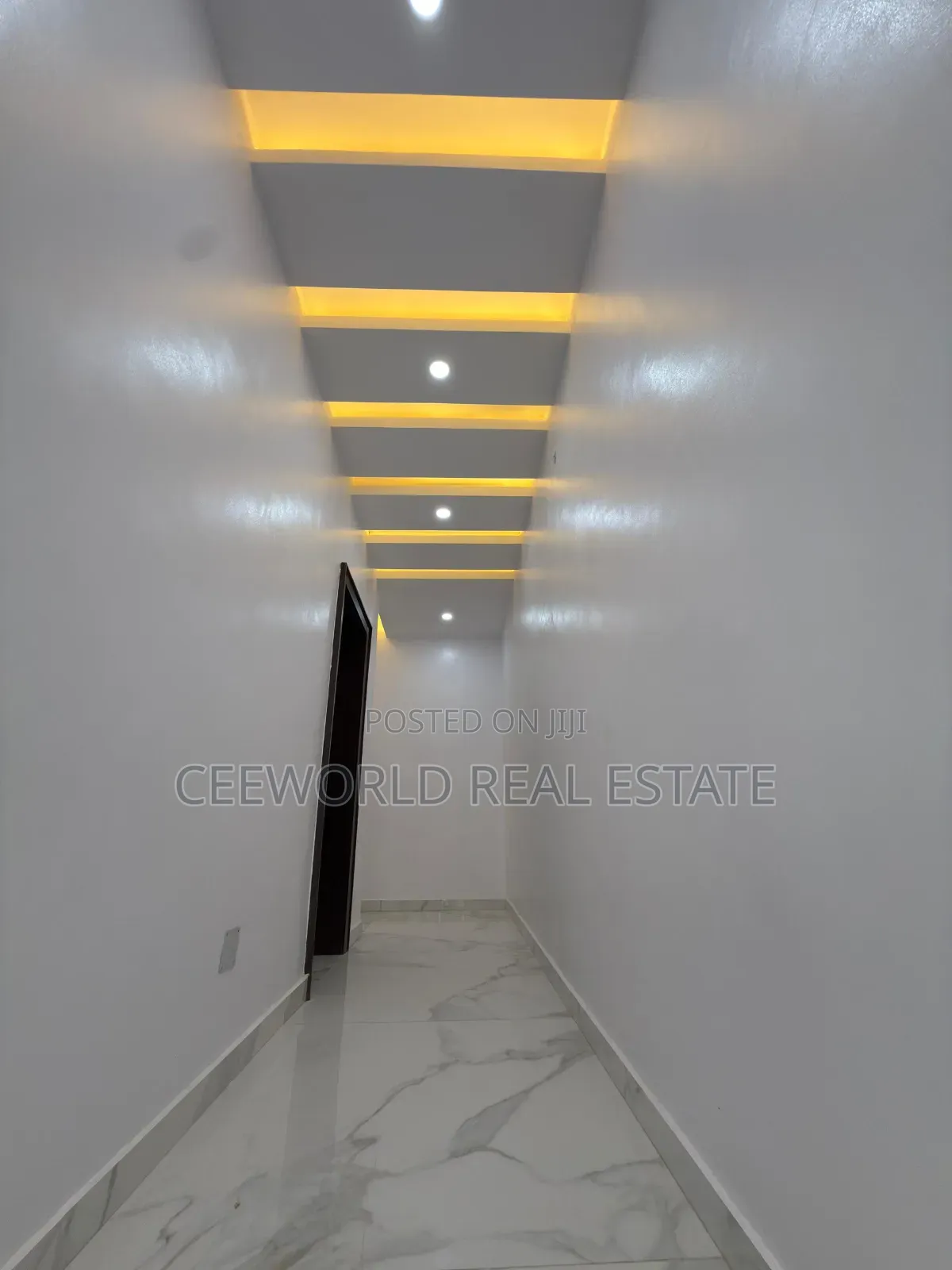 5bdrm Duplex in Kolapo Ishola Gra, Akobo for rent