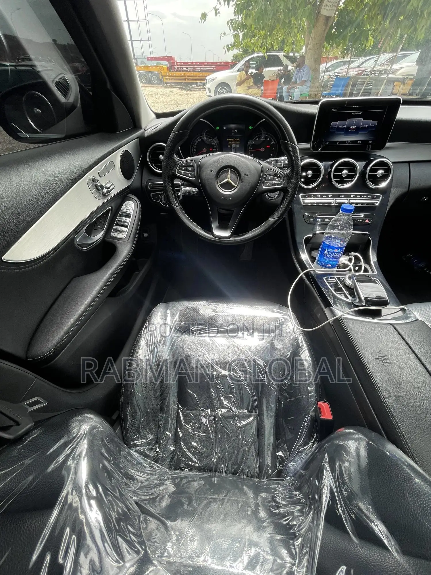 Mercedes-Benz C300 Sport 4Matic Sedan AWD (2.0L 4cyll 7A) 2016 Black