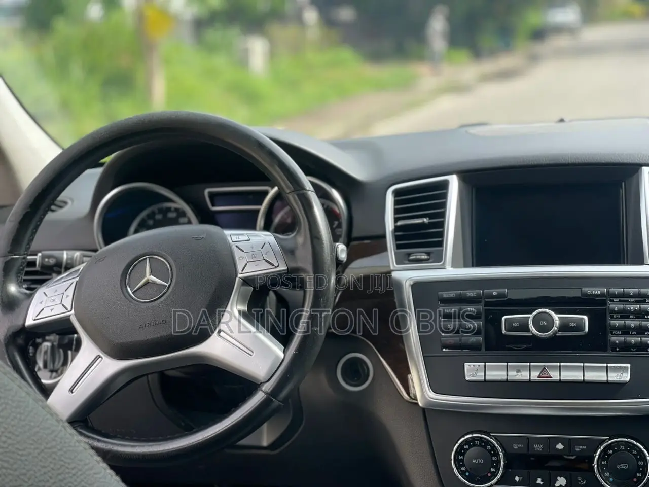 Mercedes-Benz M Class ML350 4MATIC 4dr SUV AWD (3.5L 6cyl 7A) 2014 Gray