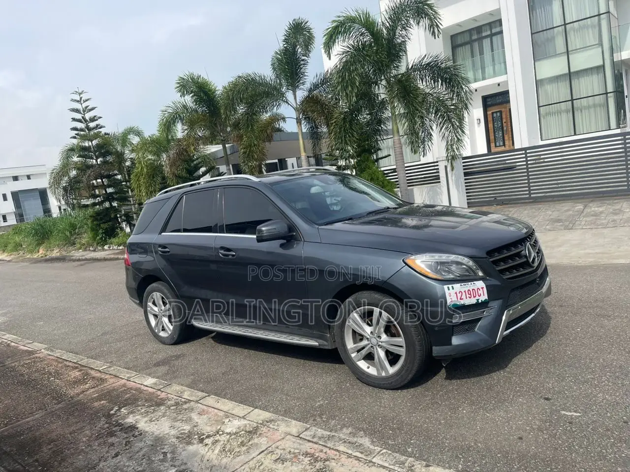 Mercedes-Benz M Class ML350 4MATIC 4dr SUV AWD (3.5L 6cyl 7A) 2014 Gray