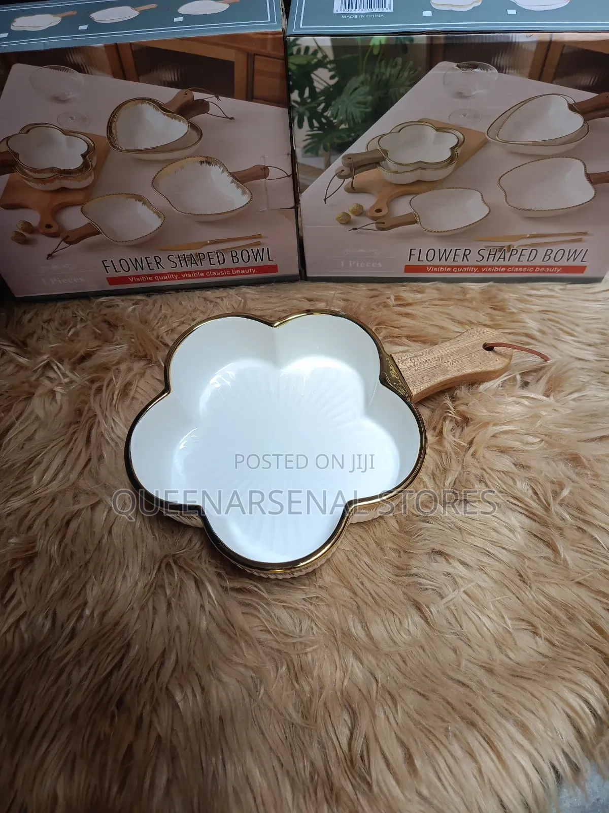 Flower Shaped Bowl -- 1pc