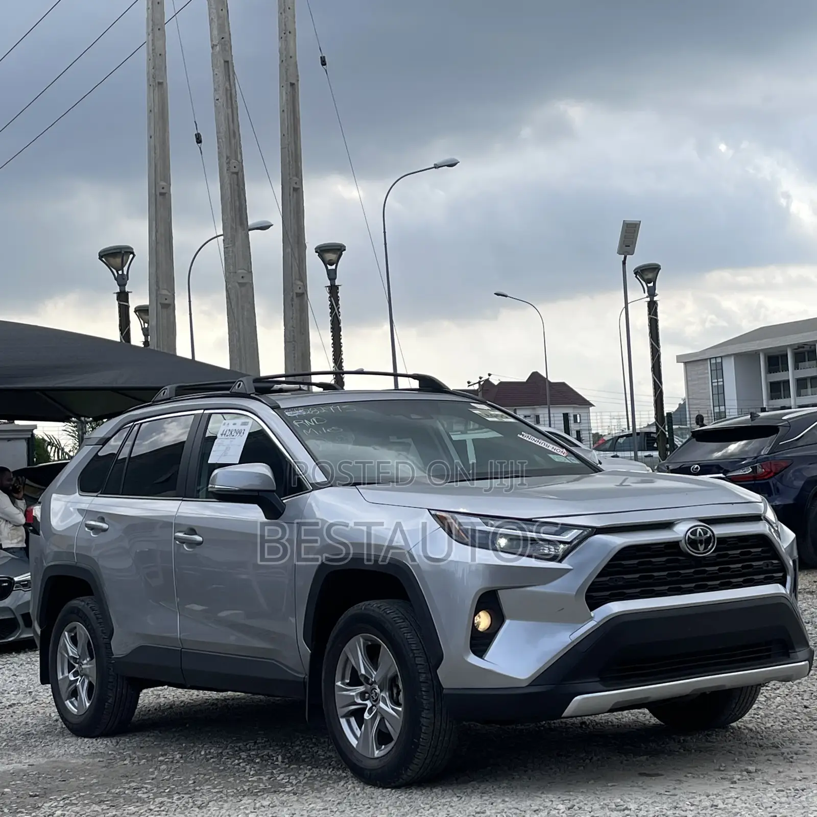 Toyota RAV4 XLE 2025 Green