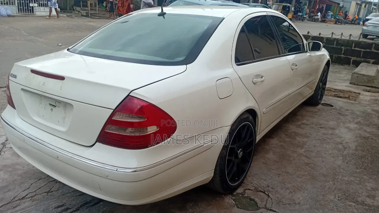 Mercedes-Benz E350 2008 White