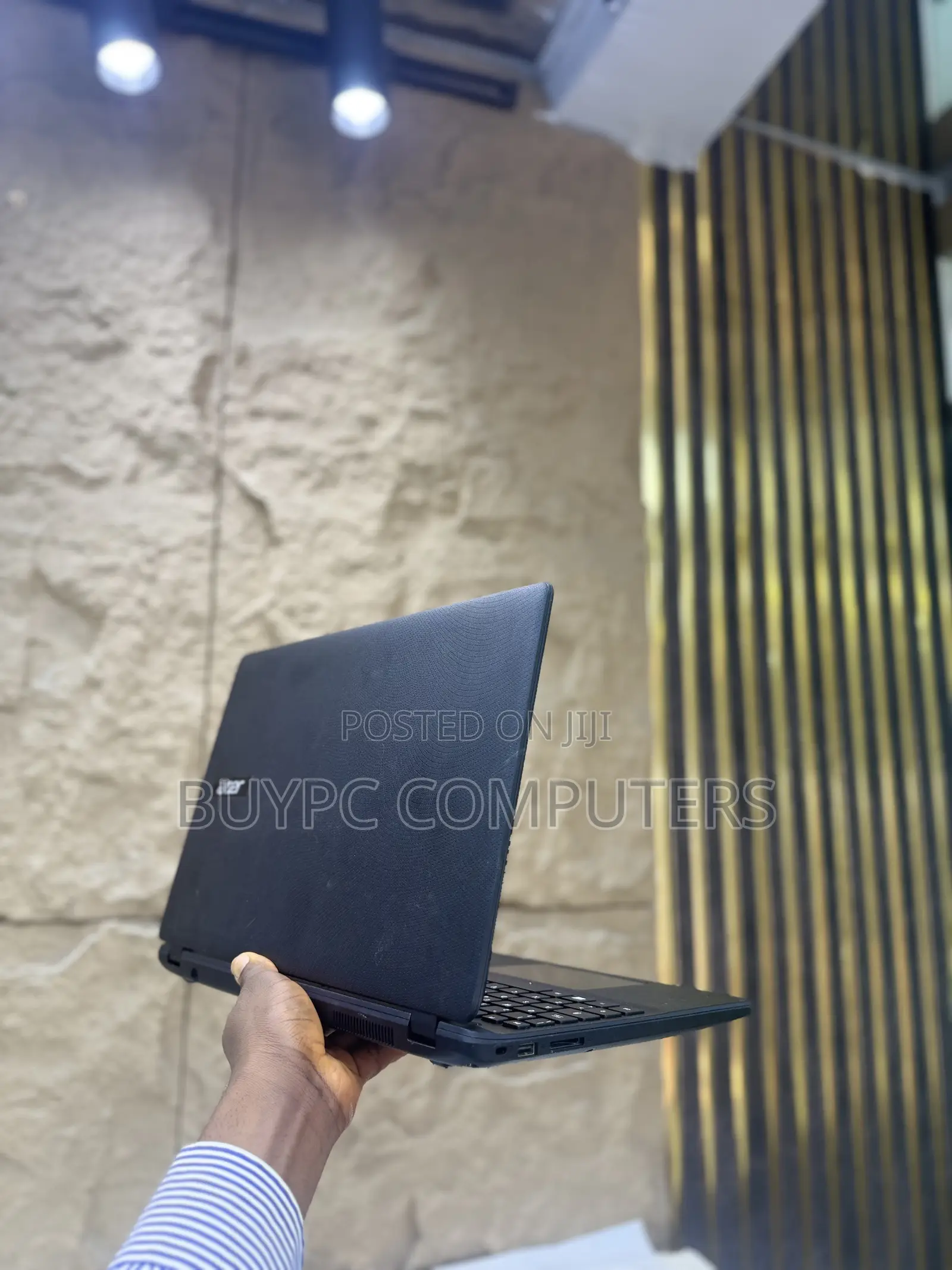 Laptop Acer Aspire 15 4GB Intel Celeron HDD 500GB