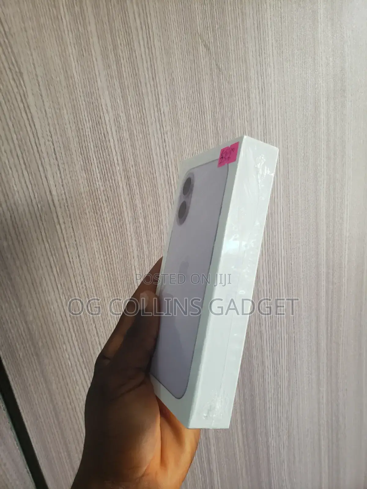 New Apple iPhone 17 256 GB Purple