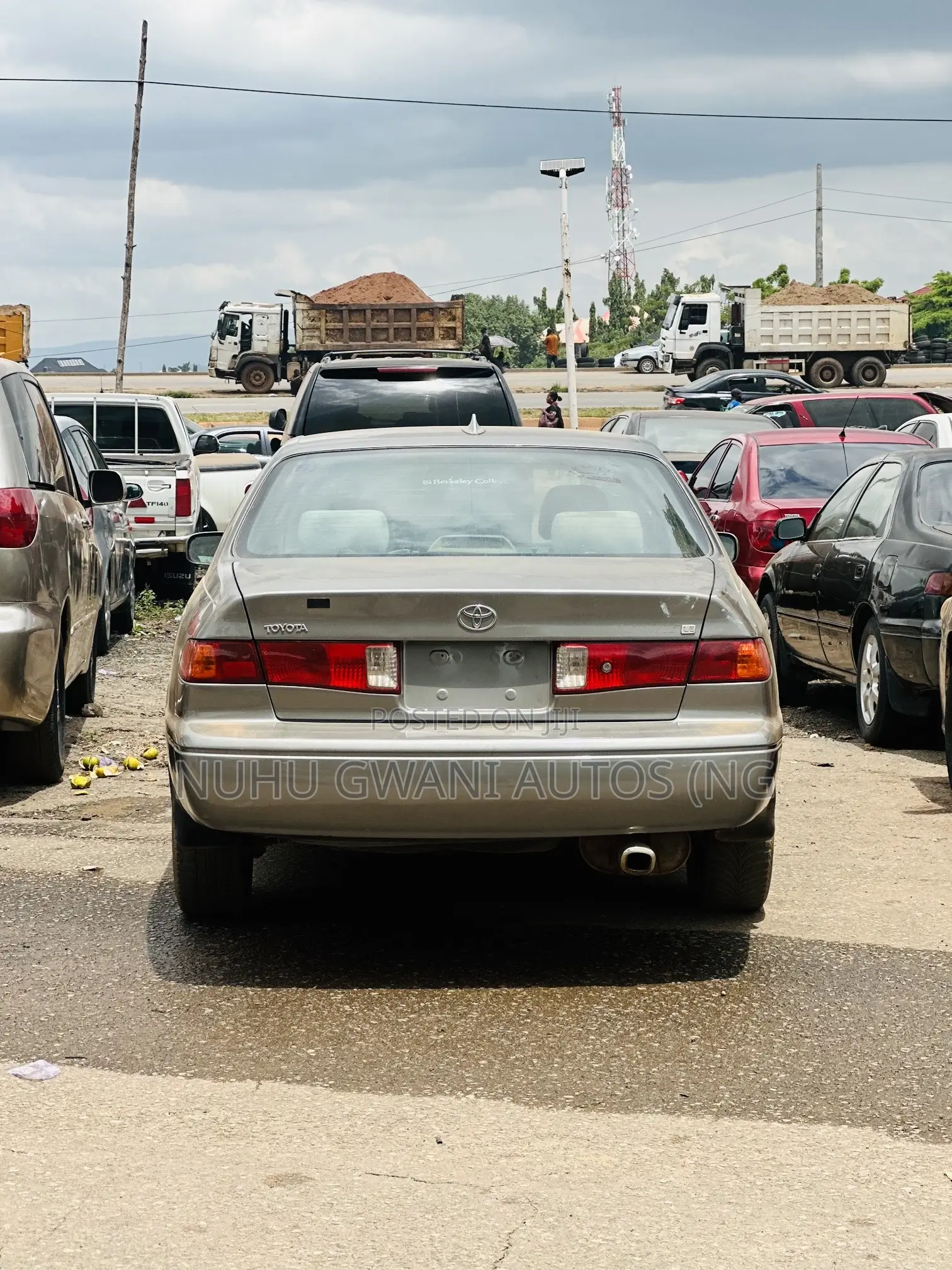 Toyota Camry 2000 Gray