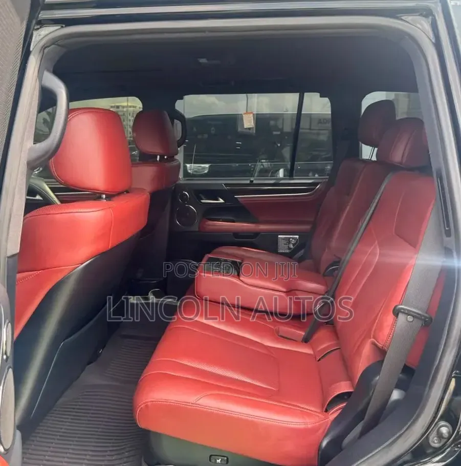 Lexus LX 570 (5 seats) AWD 2021 Black
