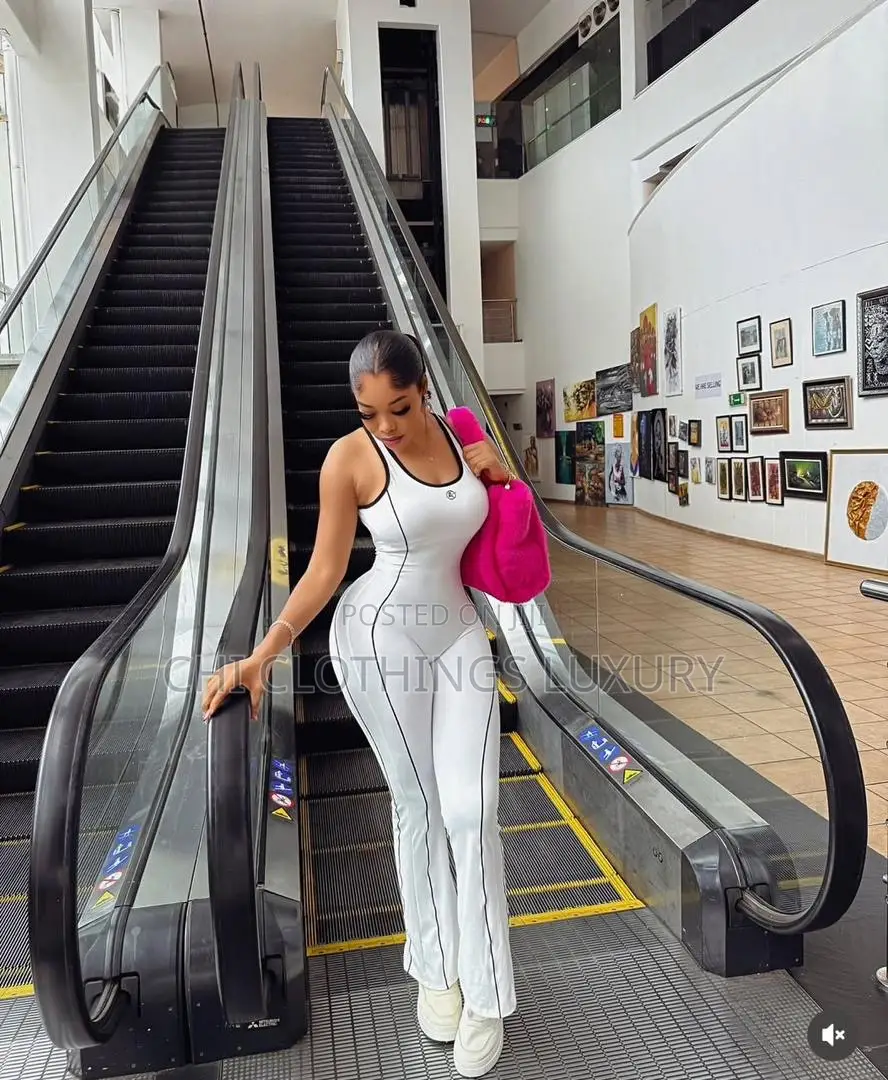 Women’S Sleeveless Bodycon Jumpsuit – White