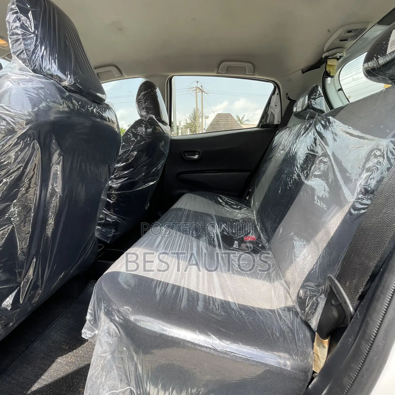 Toyota Yaris SE Hatchback 5dr 2012 White