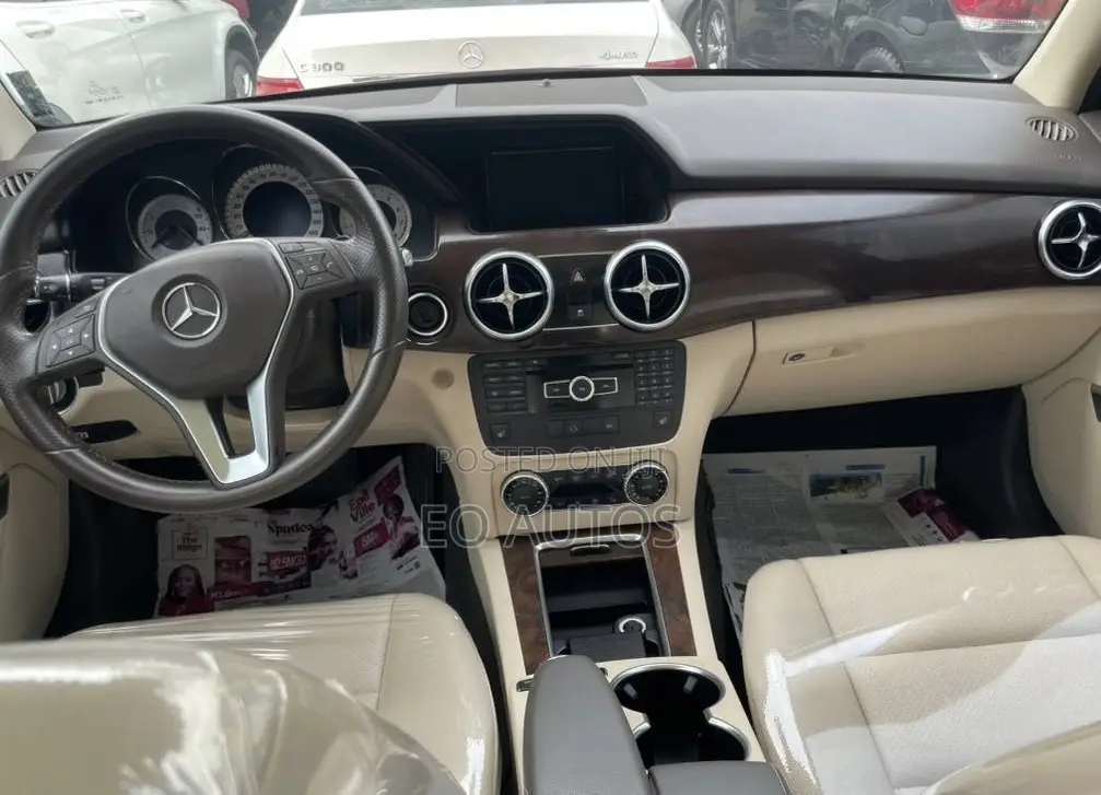 Mercedes-Benz GLK-Class 2015 Red