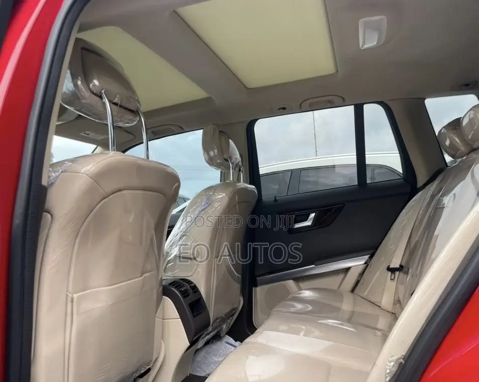 Mercedes-Benz GLK-Class 2015 Red