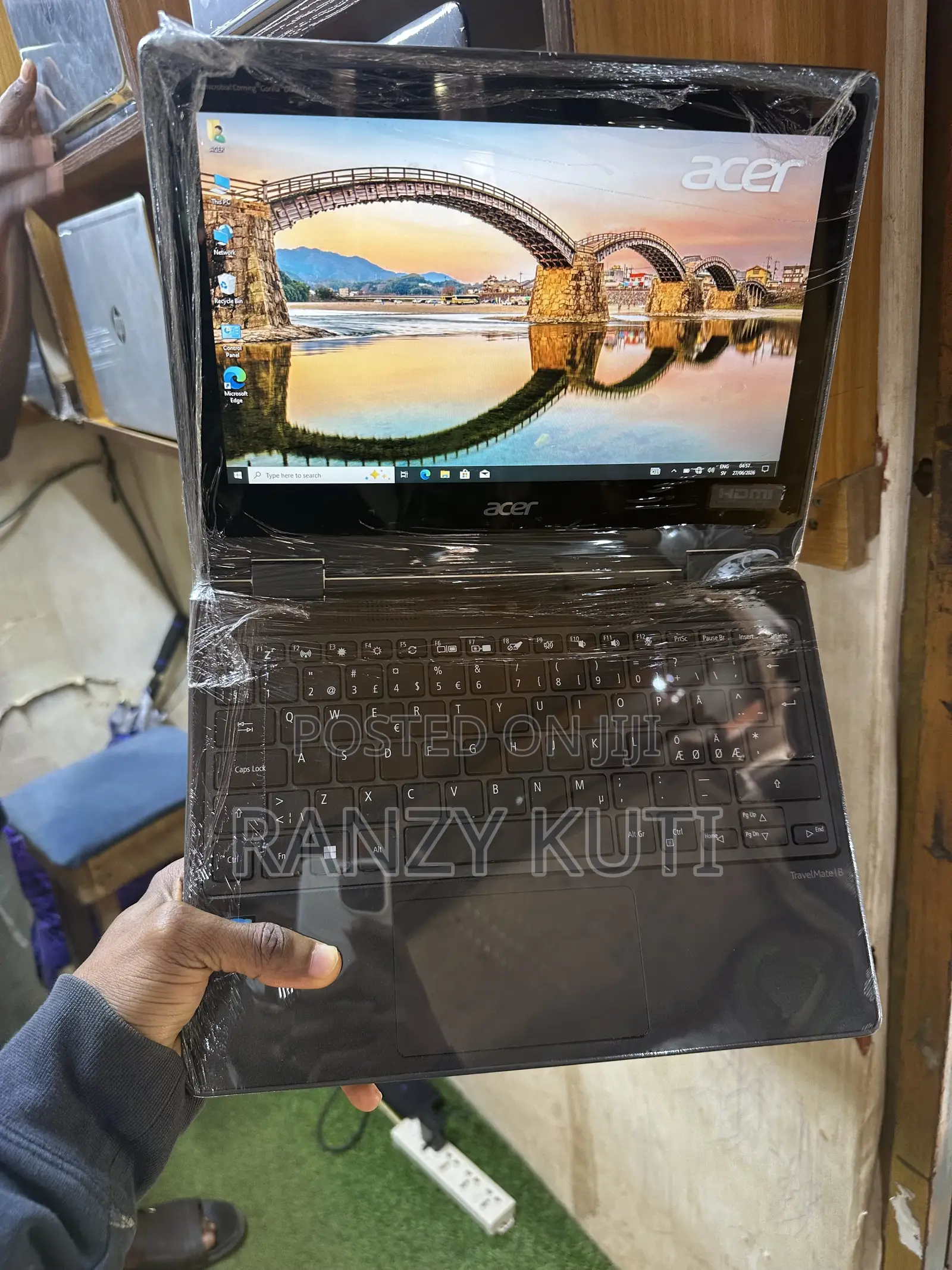 Laptop Acer TravelMate Spin B3 8GB Intel Pentium SSD 128GB