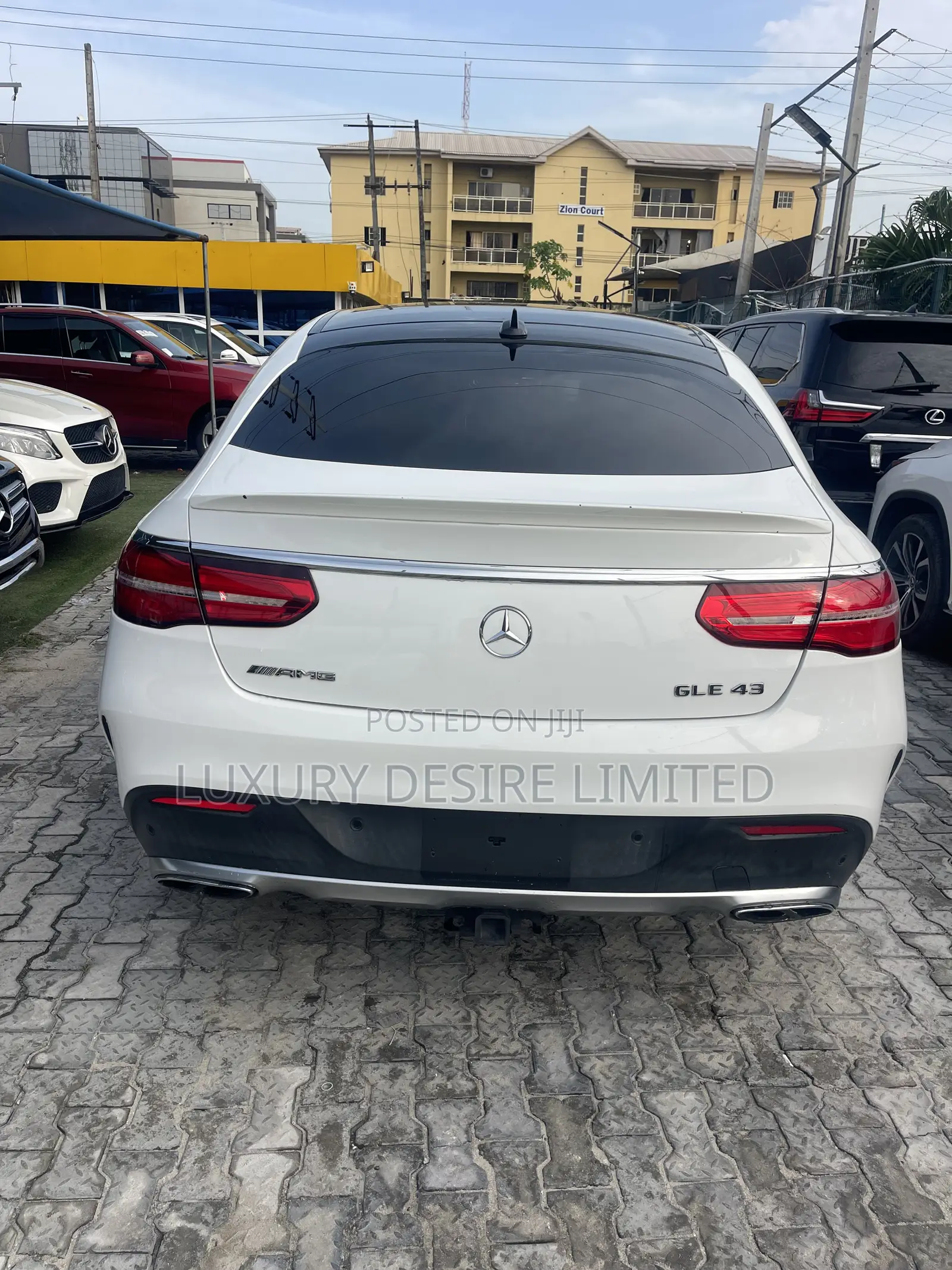 Mercedes-Benz GLE-Class AMG GLE 43 4MATIC 2017 White