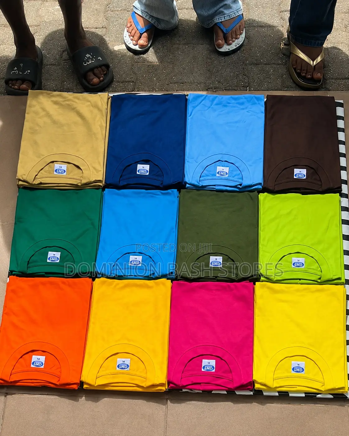 Plain Roundneck Tees in Bulk