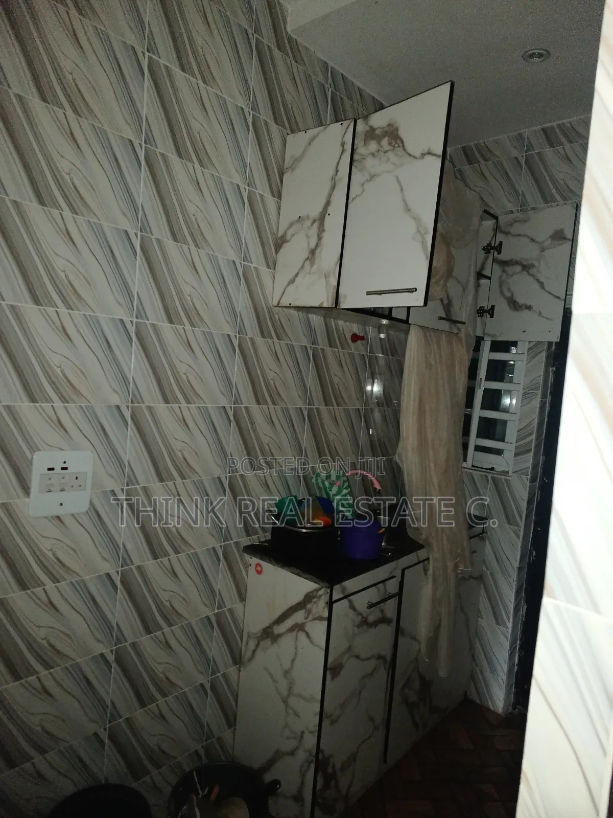 1bdrm Room & Parlour in Aduwawa, Benin City for rent