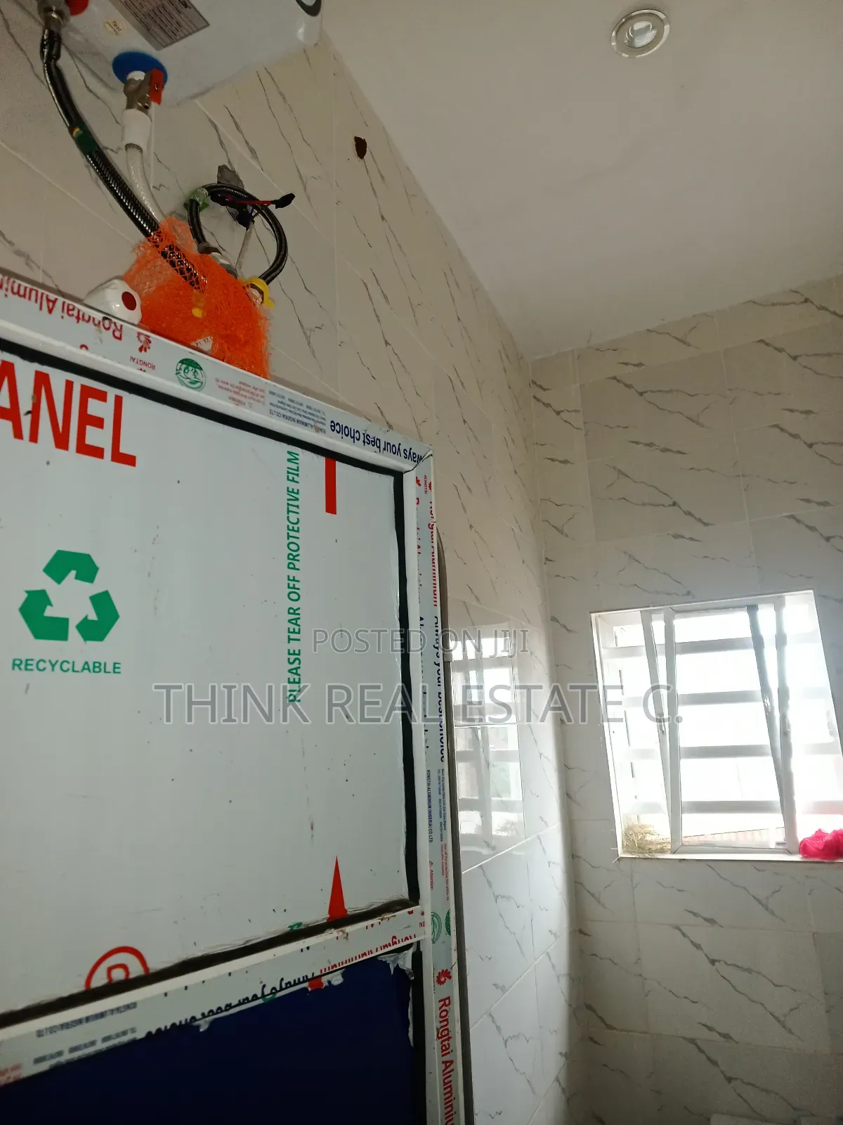 1bdrm Room & Parlour in Aduwawa, Benin City for rent
