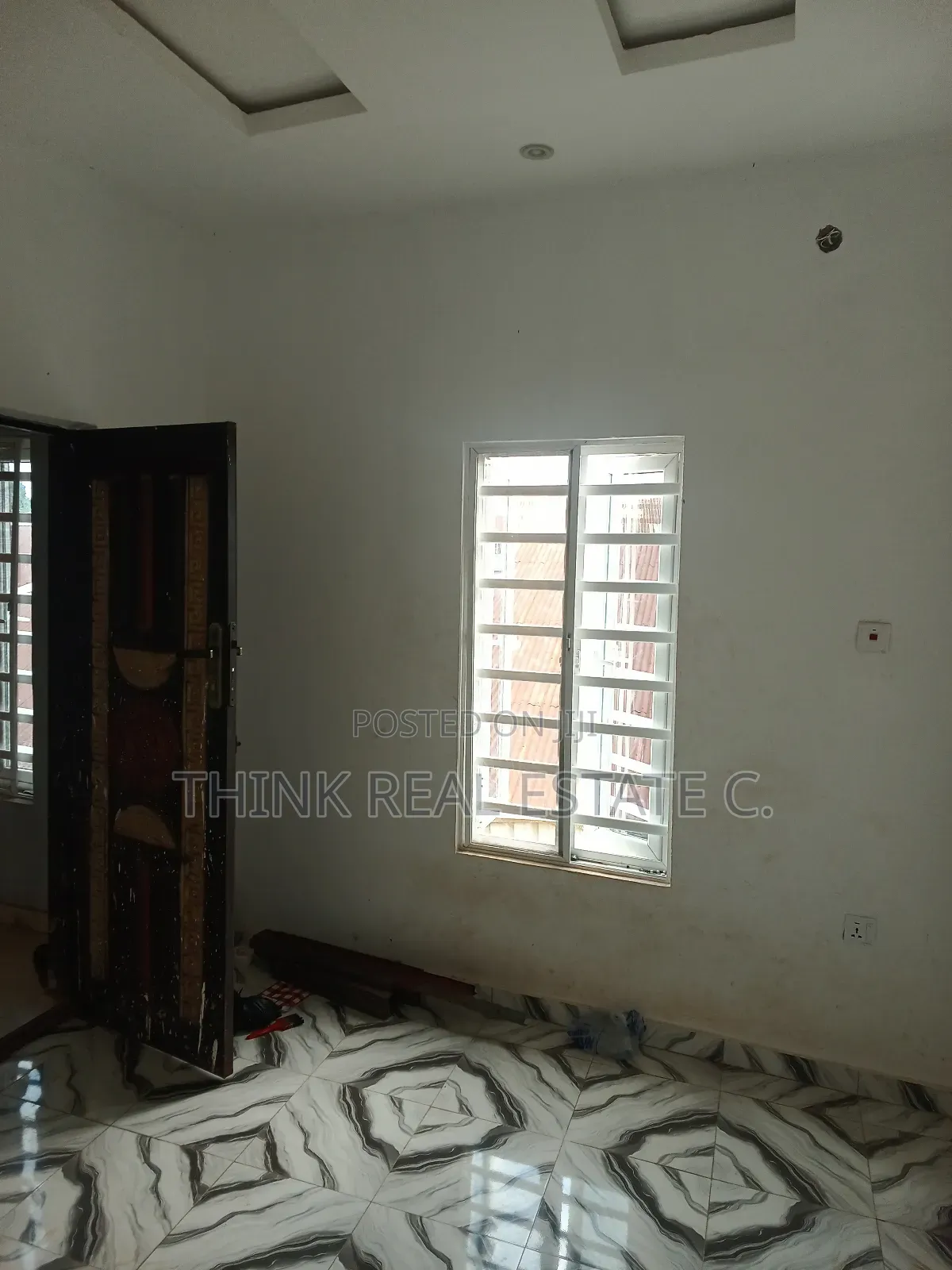 1bdrm Room & Parlour in Aduwawa, Benin City for rent