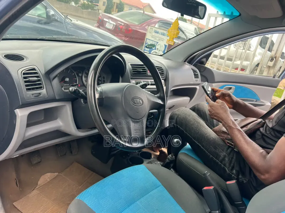 Kia Picanto 2010 Blue
