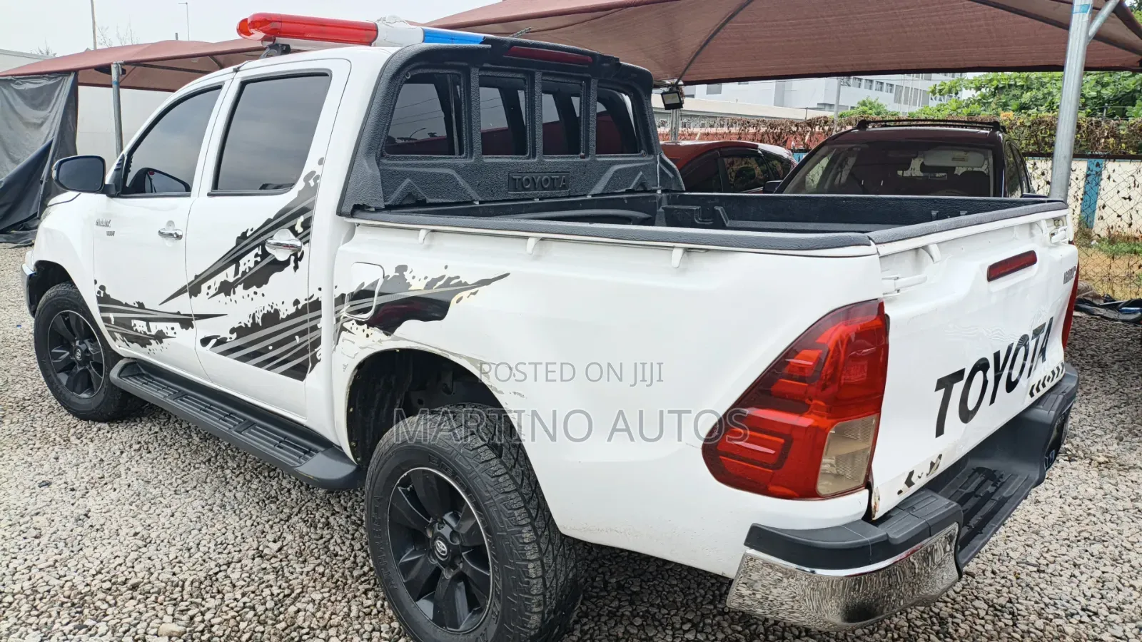 Toyota Hilux 2014 White