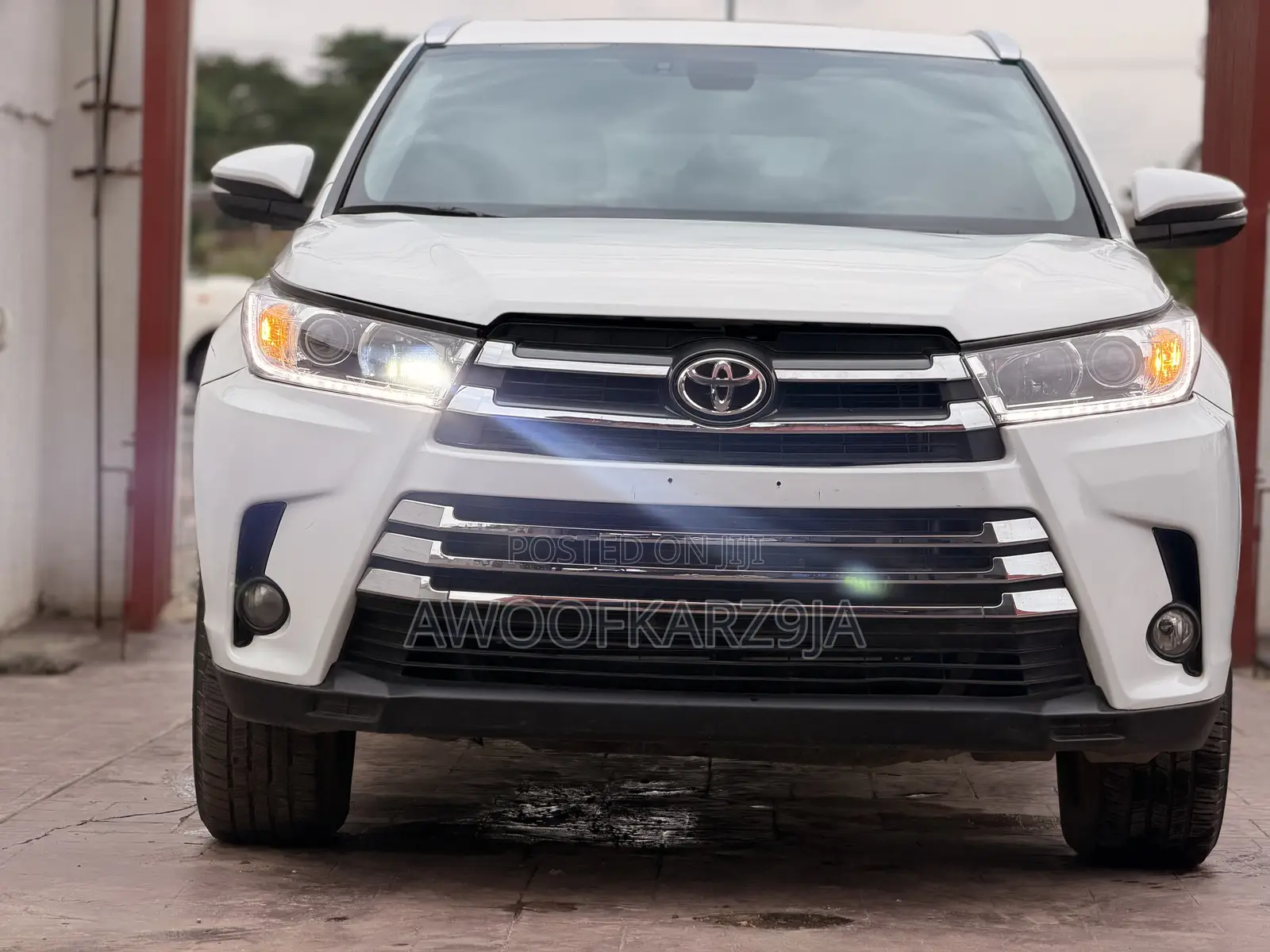 Toyota Highlander XLE 4dr SUV (3.5L 6cyl 6A) 2015 White