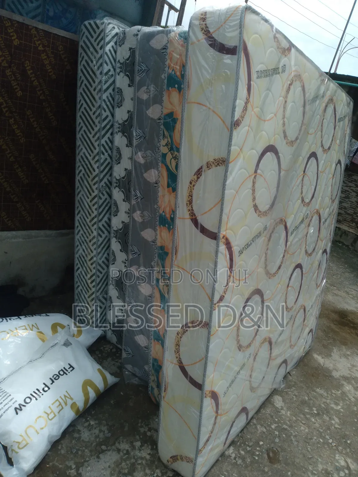 High Quality Semi Orthopedic Healthlux Mattress