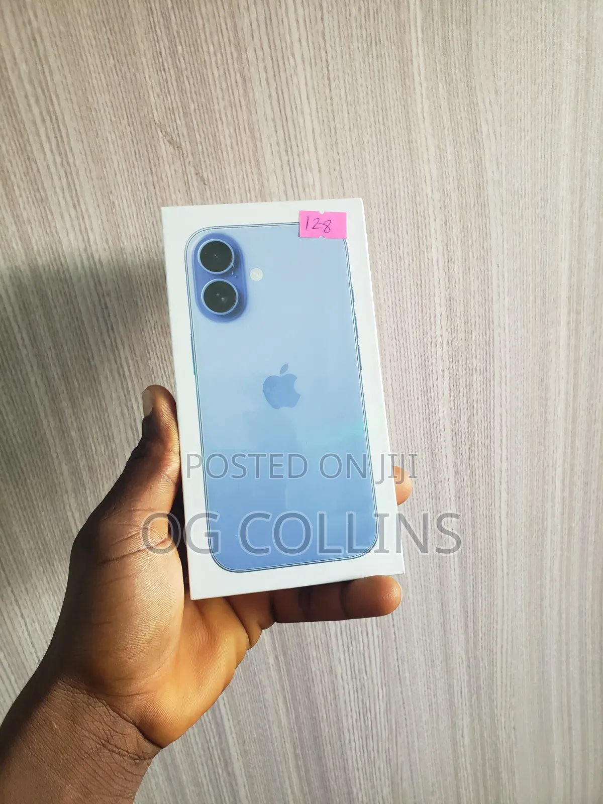 New Apple iPhone 16 128 GB Blue