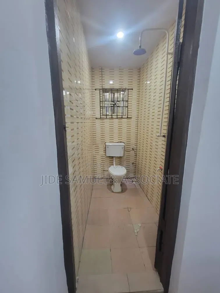 Furnished 2bdrm Block of Flats in Ayobo for rent