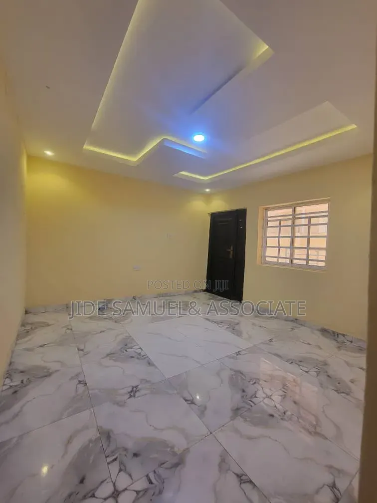 Furnished 2bdrm Block of Flats in Ayobo for rent