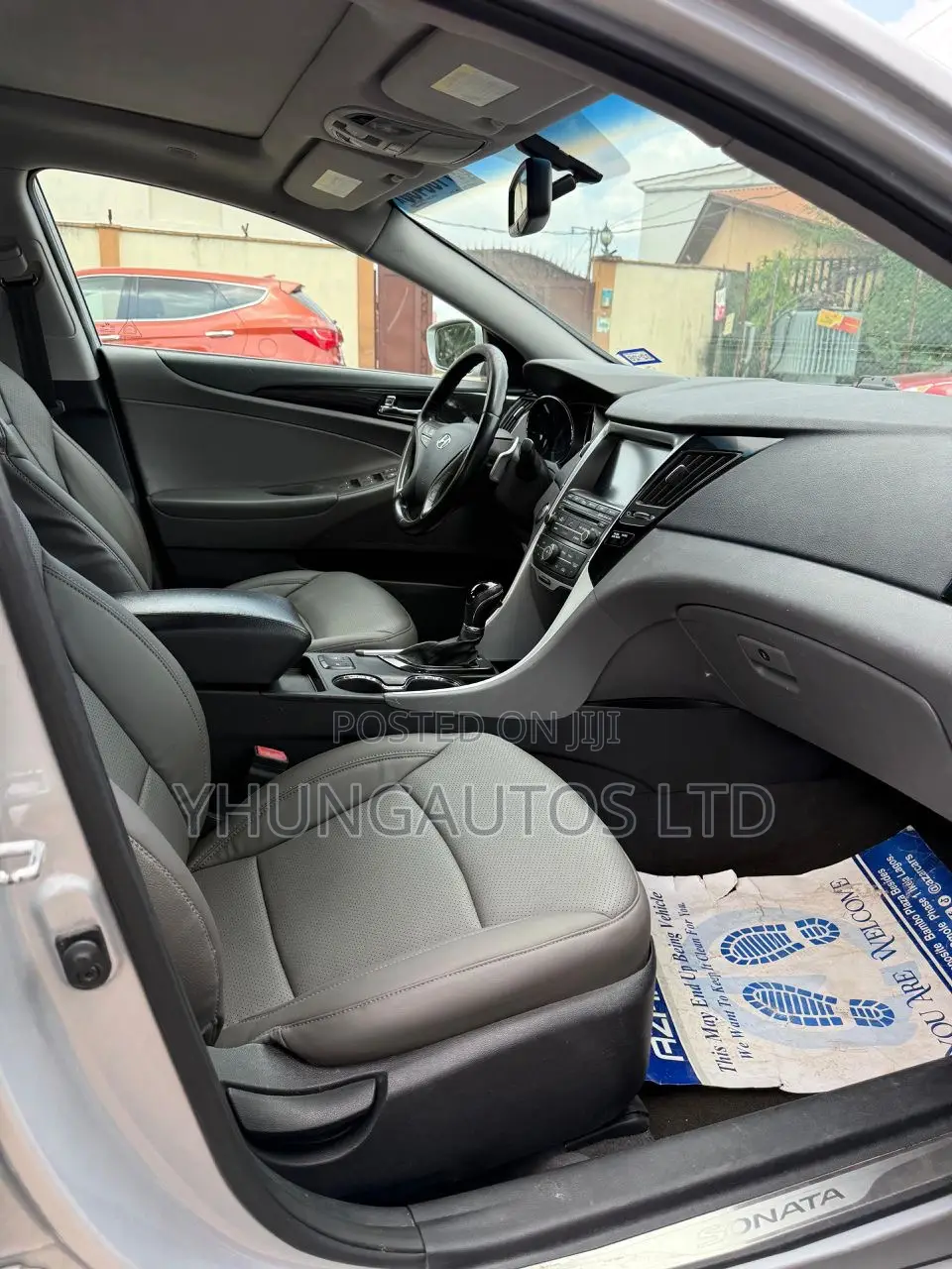 Hyundai Sonata Limited 2.0T Sedan (2.0L 4cyl 6A) 2013 Silver