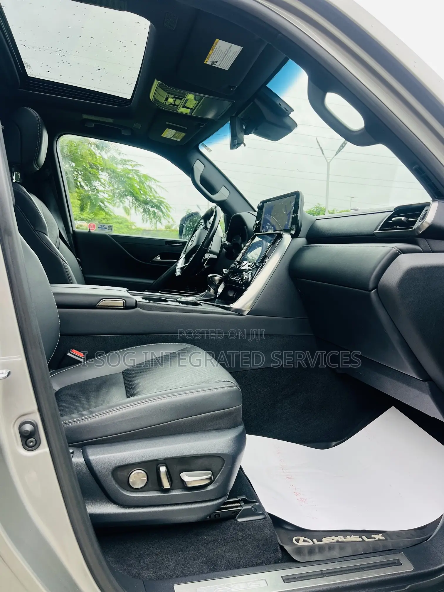 Lexus LX 600 2023 Gray