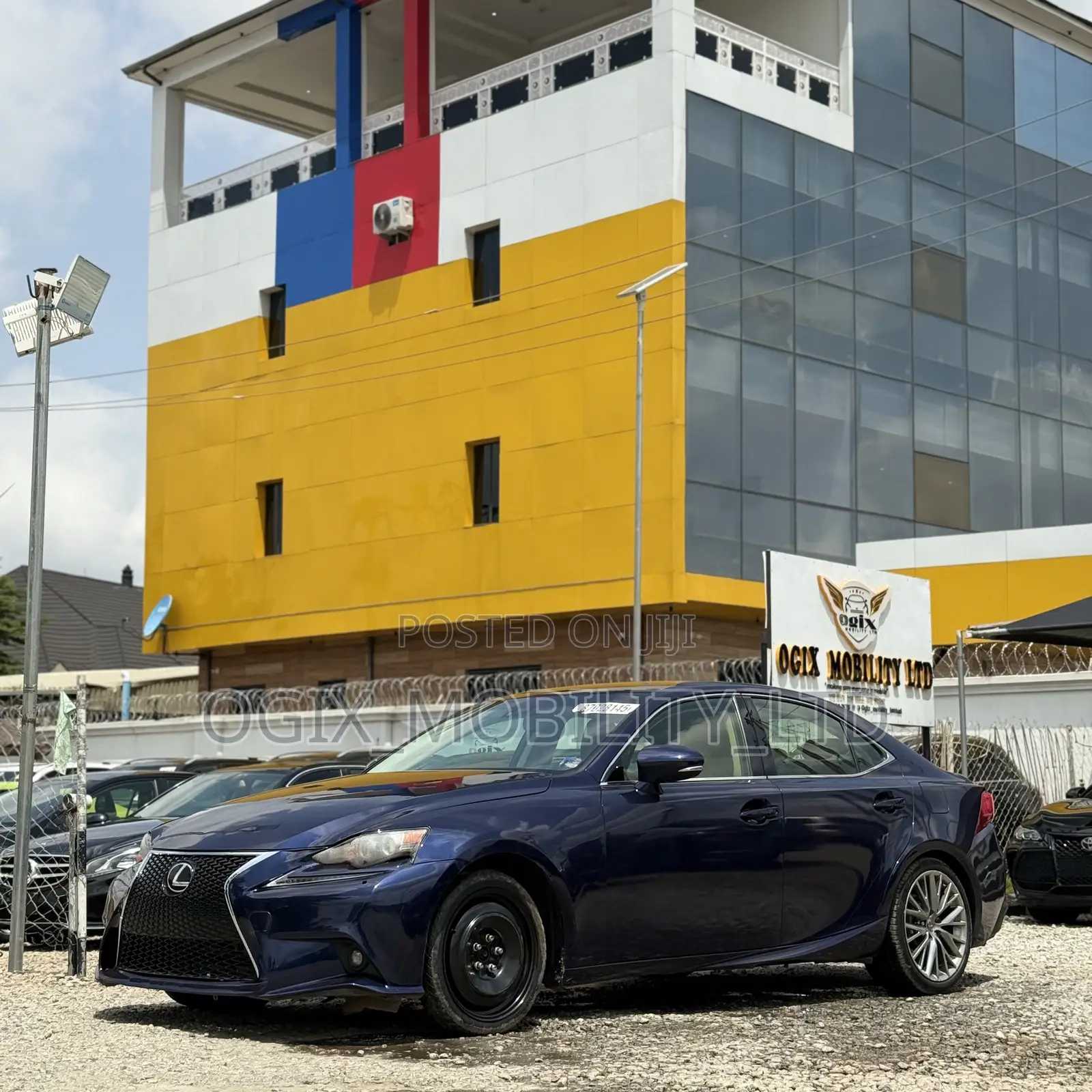Lexus IS 250 2014 Blue