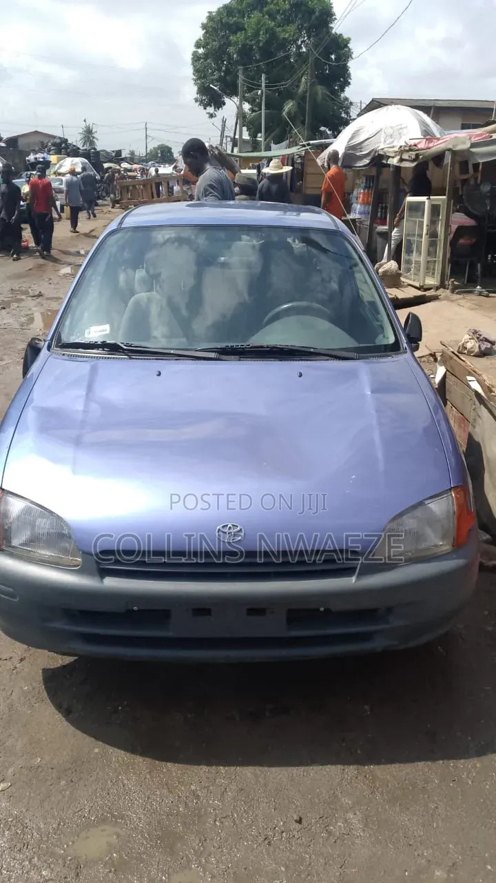 Toyota Starlet 1997 Blue