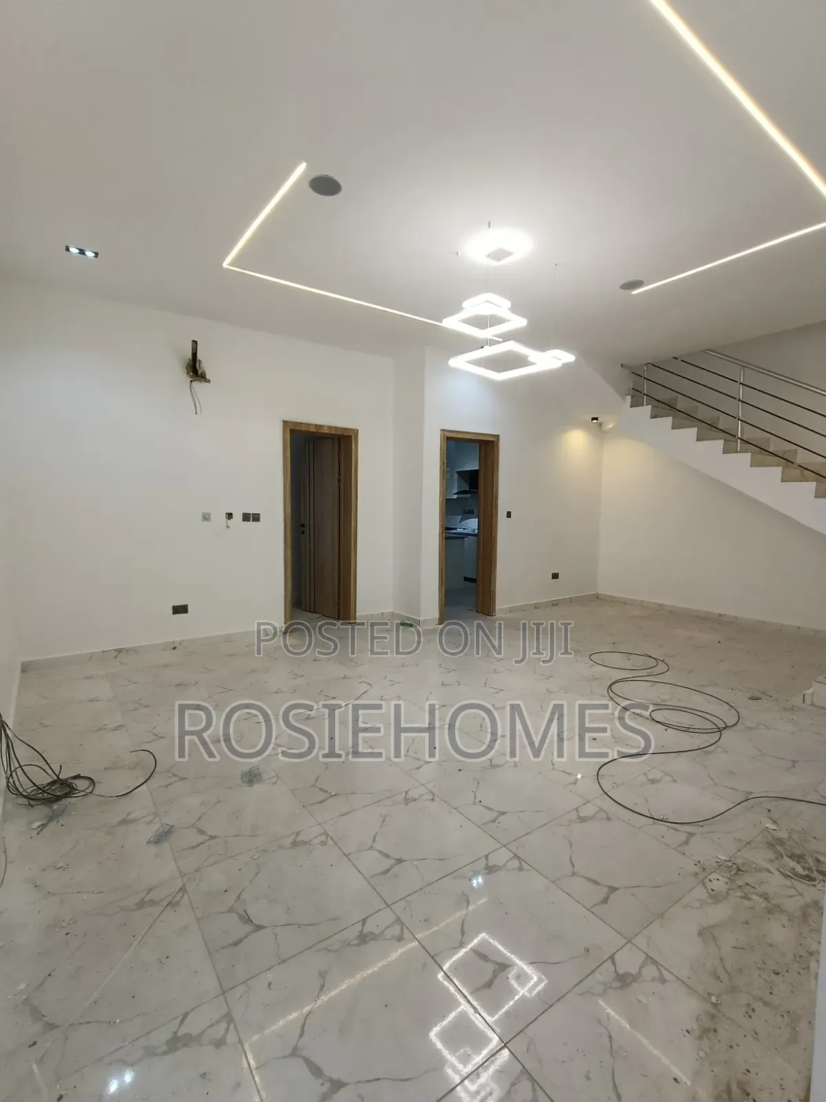 4bdrm Duplex in Alasia Town Estate, Sangotedo for sale