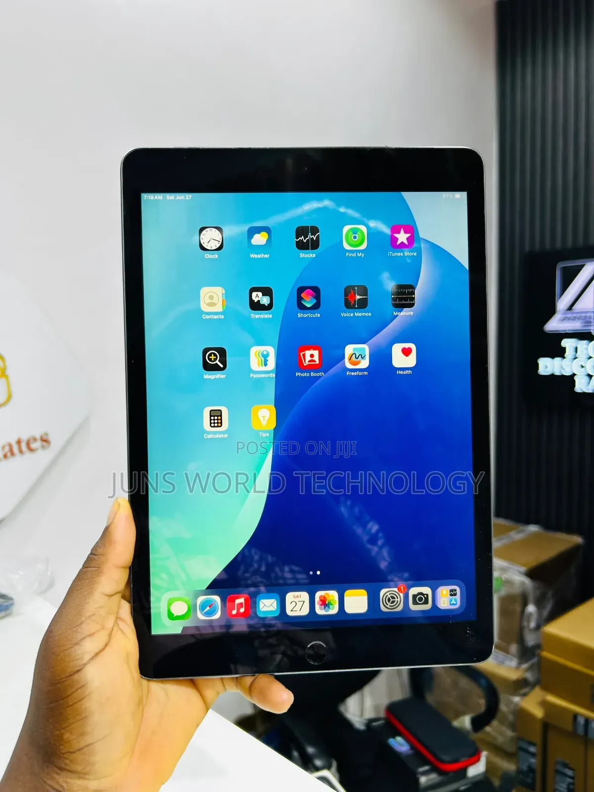Apple iPad 10.2 (2021) 64 GB Black