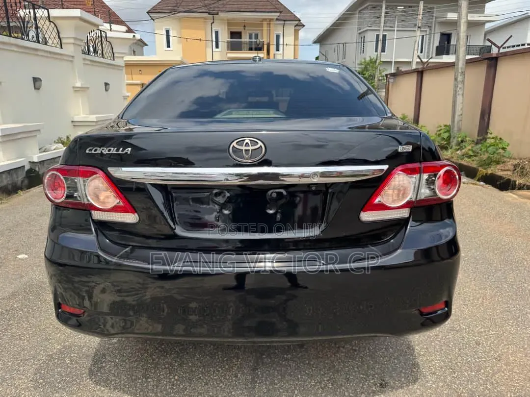Toyota Corolla 2009 Black