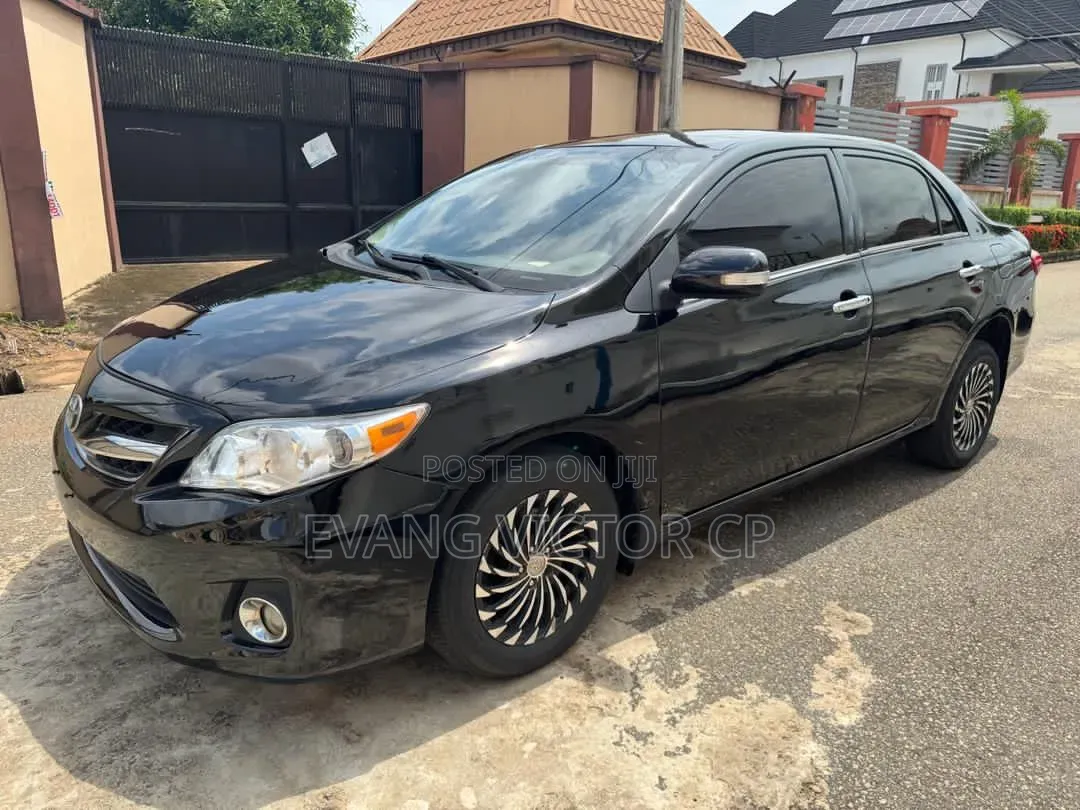 Toyota Corolla 2009 Black