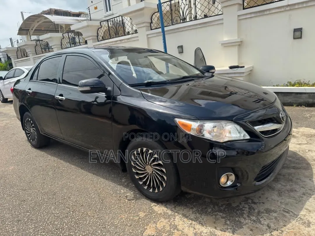 Toyota Corolla 2009 Black